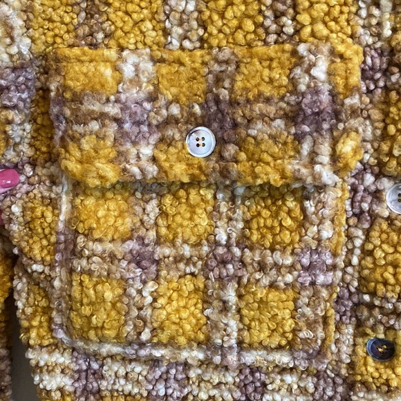Comfy, over-sized yellow tartan sweater - Picture 2 of 8